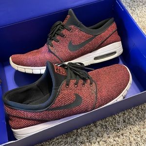 Stefan Janowski Nikes Size 12